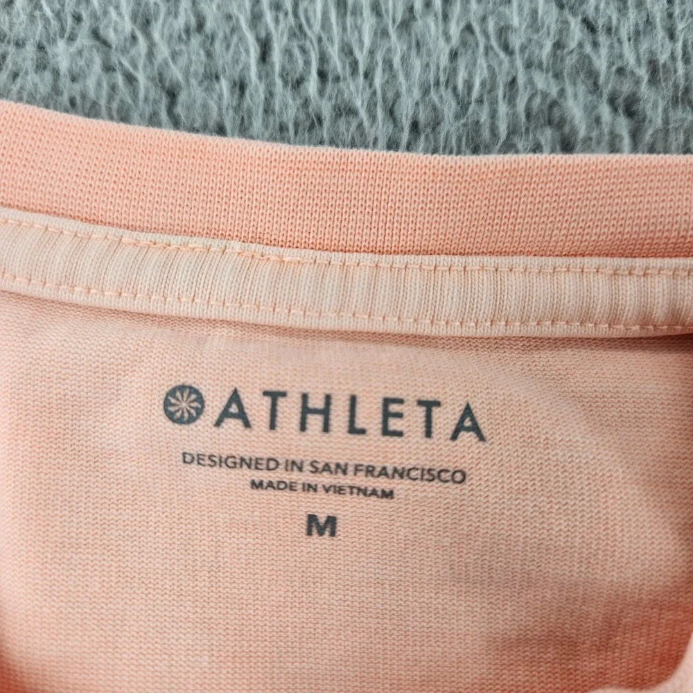 Athleta Classic Cotton Crop Tee Womens‎ Medium Pink Peach Boxy Pocket TShirt